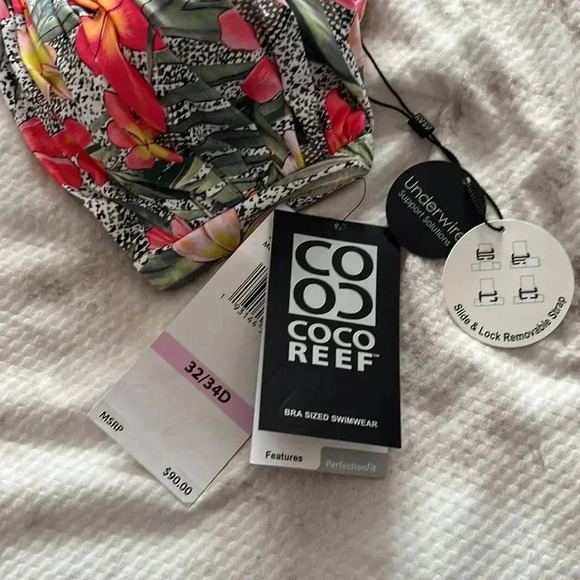 Coco Reef Monaco Convertible Bikini Top - Picture 10 of 10